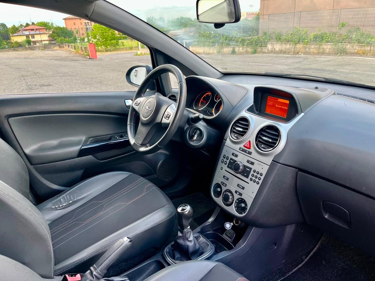 Opel Corsa 1.3cdti 2012 144.000km per neopatentati