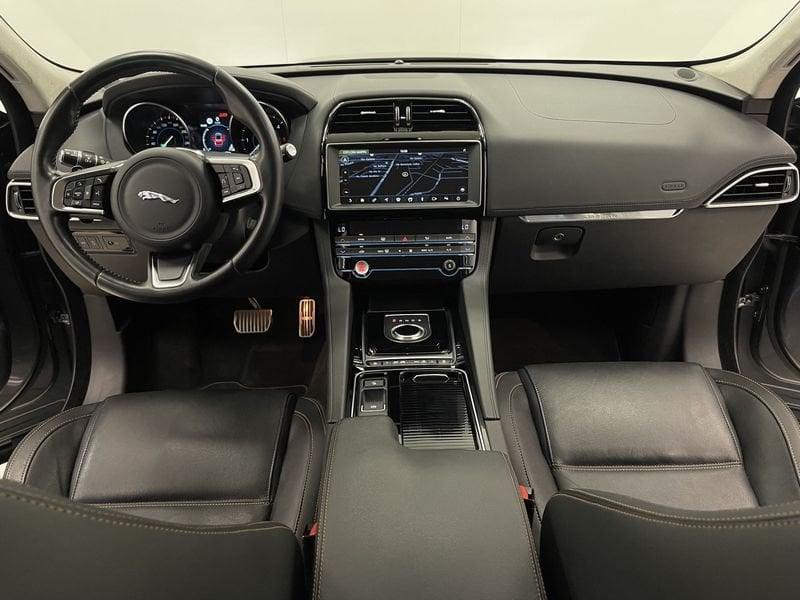 Jaguar F-Pace 2.0 D 180 CV AWD aut. Prestige