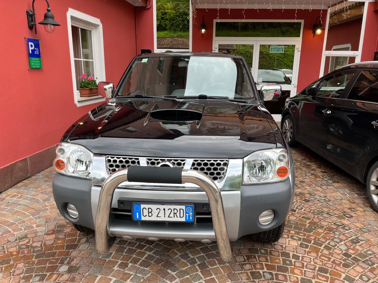 Nissan NAVARA - Pick-up 2.5 TD 4 porte