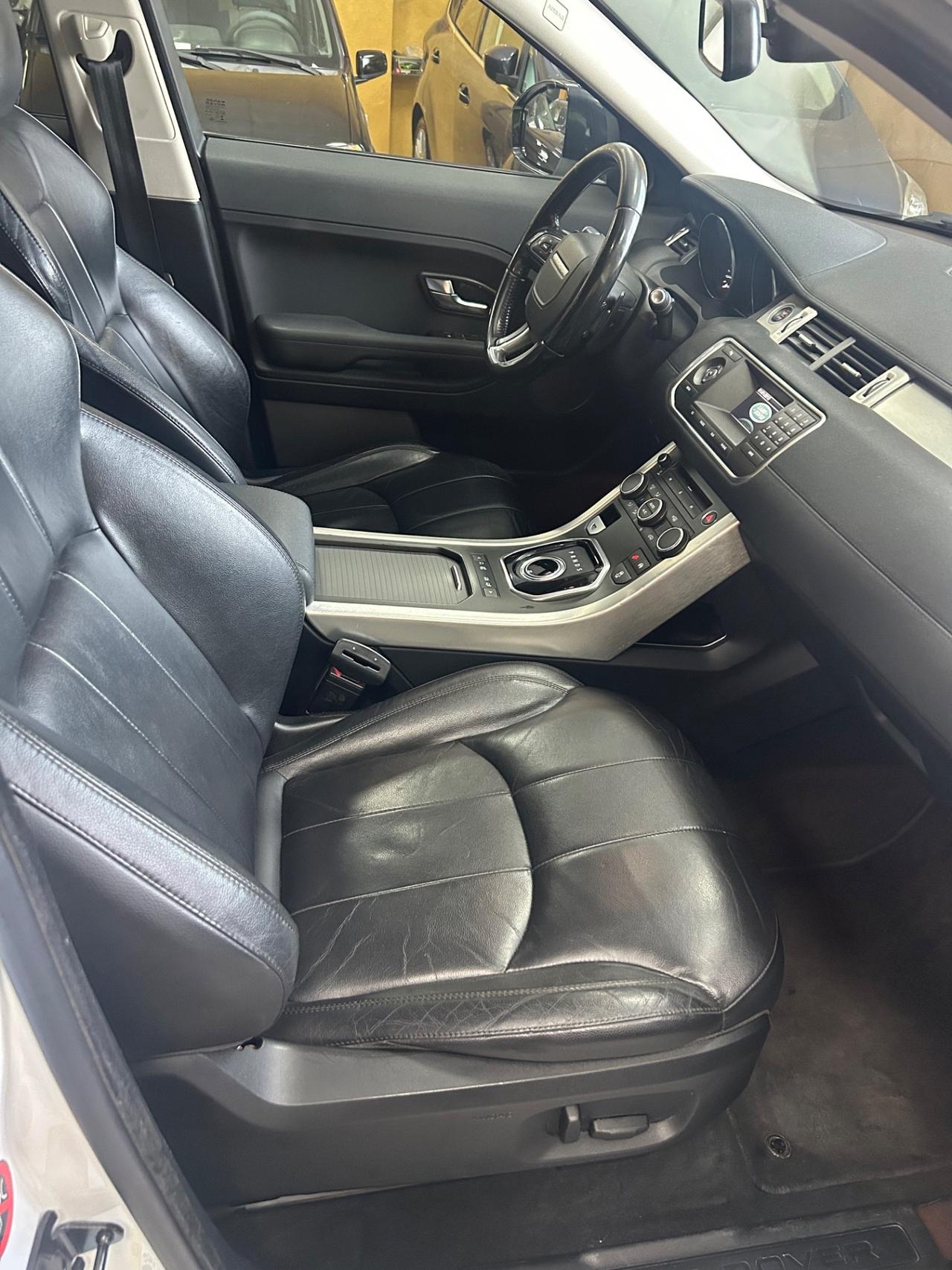 RANGE ROVER EVOQUE 2.2 Td 150 cv “AUTOMATICA”-2015