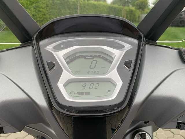 Kymco New People S125