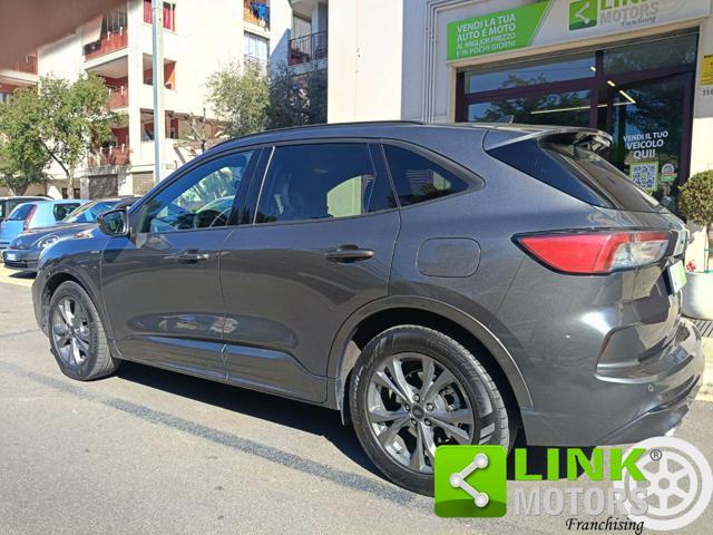 FORD Kuga 2.5 Full Hybrid 190 CVT 2WD ST-Line Design