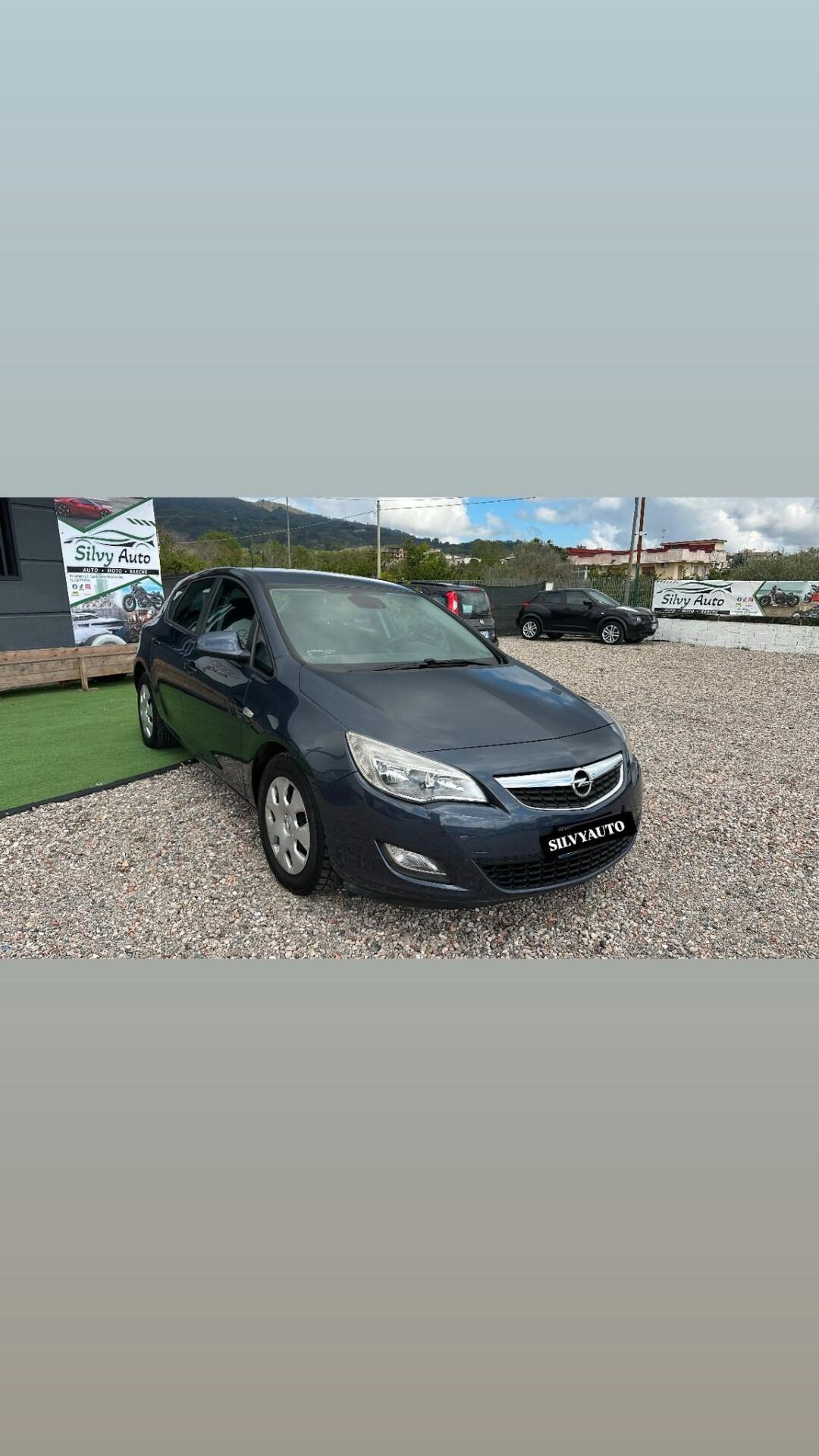 Opel Astra 1.7 CDTI 110CV 5 porte Cosmo