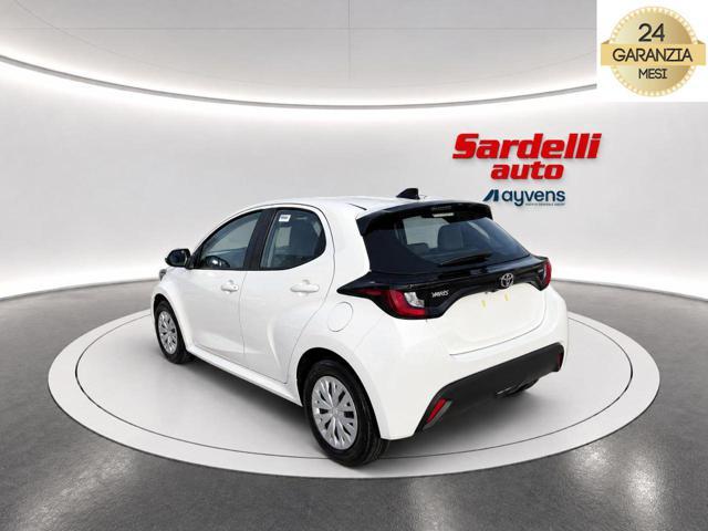 TOYOTA Yaris 1.5 Hybrid 5 porte Active KM 0
