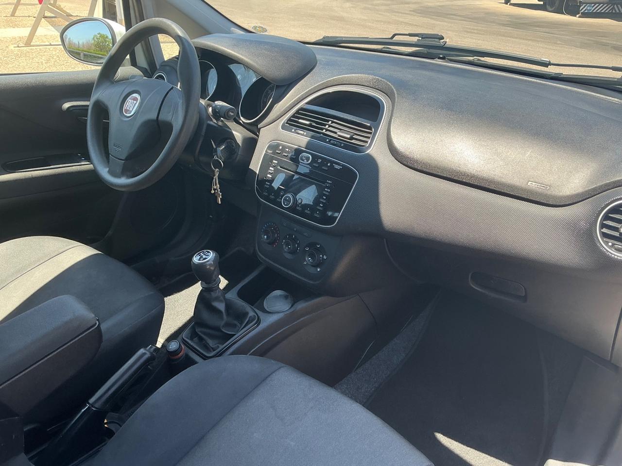 FIAT PUNTO 1.4 NATURAL POWER BENZINA E METANO 2015
