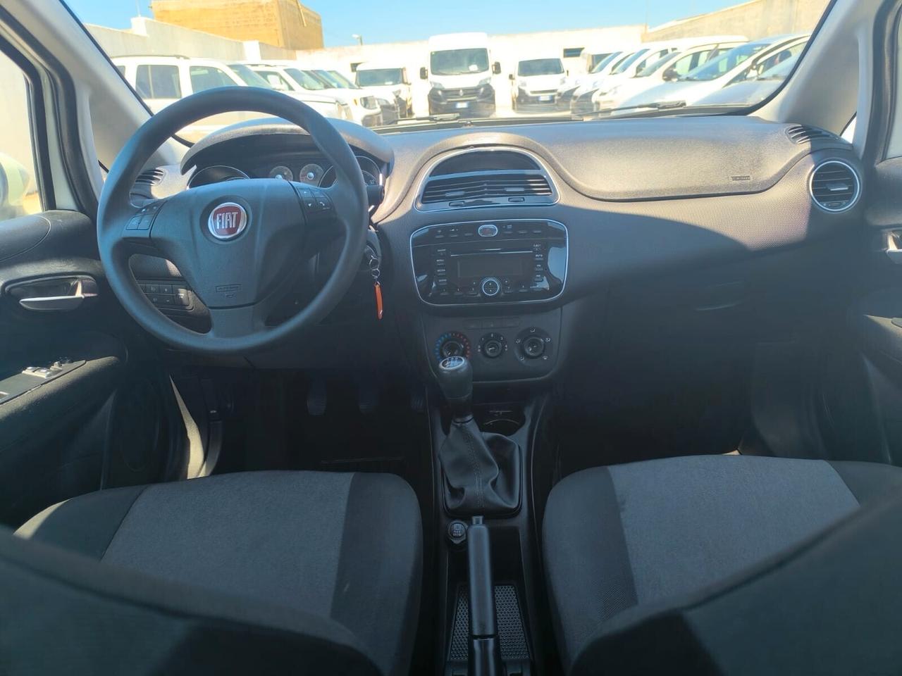 Fiat Punto 1.3 MJT 75 CV Street 2014