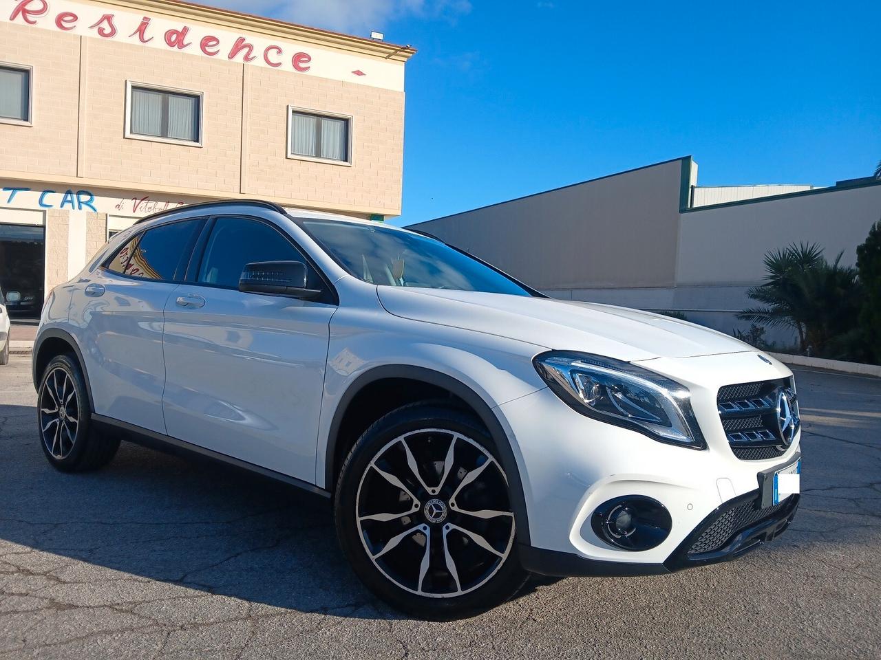 Mercedes GLA 180 AUTOMATIC PREMIUM 1.5 109CV