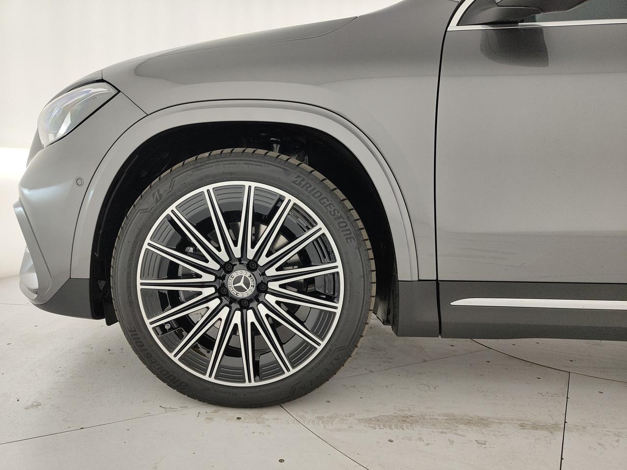 Mercedes-Benz GLA 200 d