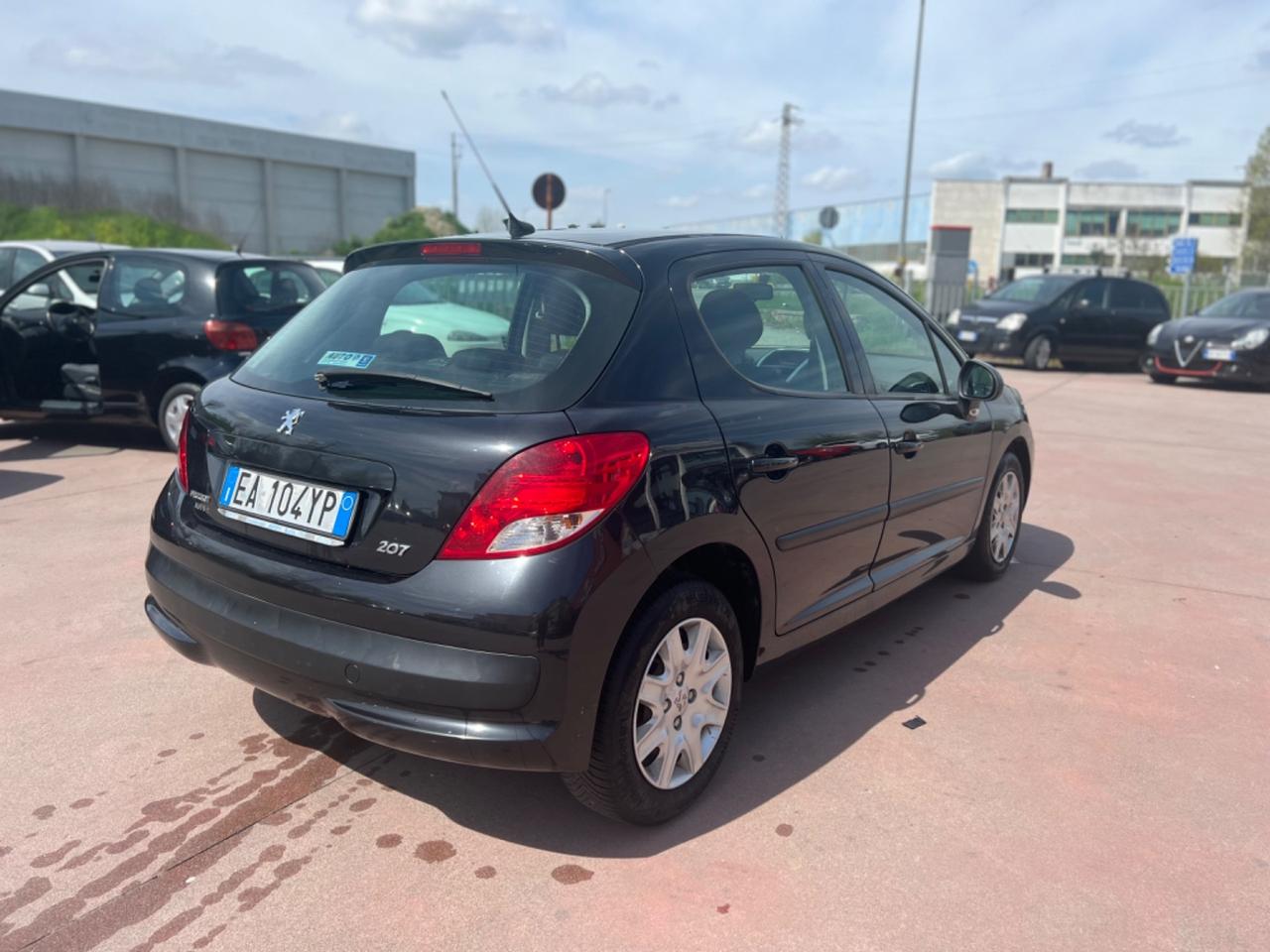 Peugeot 207 1.4 8V 75CV 5p. Energie ECO GPL