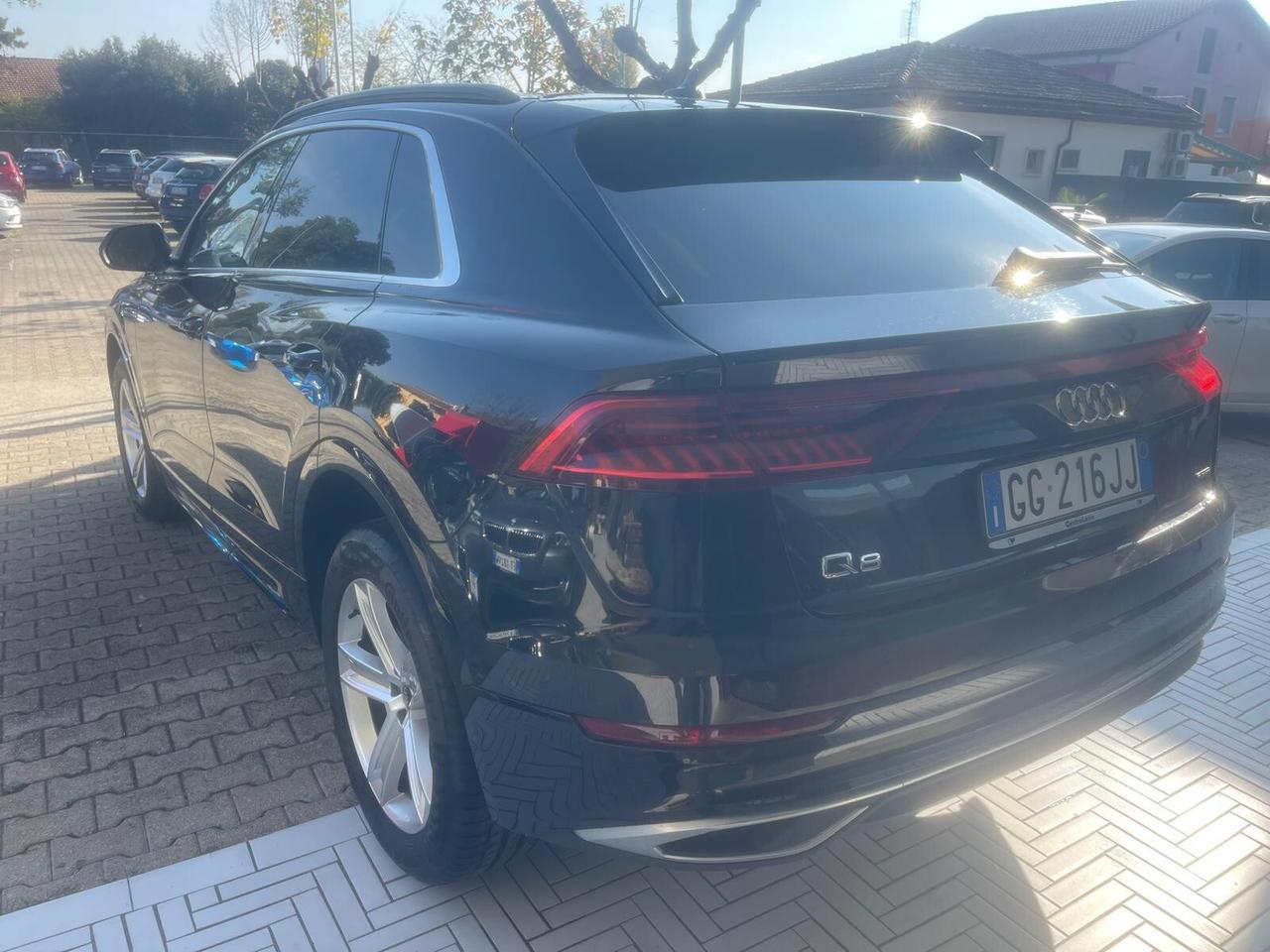 Audi Q8 45 TDI quattro tiptronic Sport