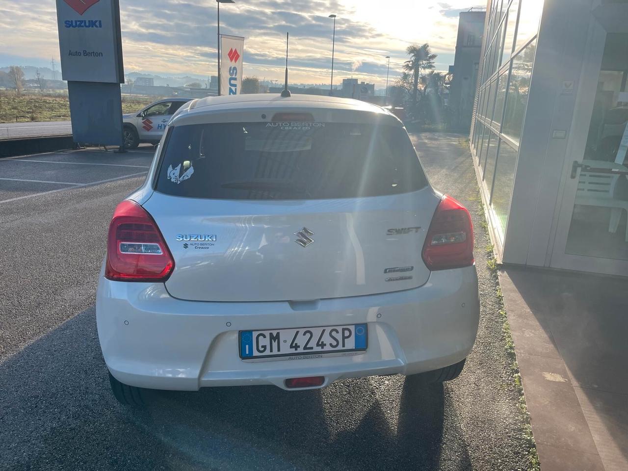 Suzuki Swift 1.2 Hybrid 4WD AllGrip Top