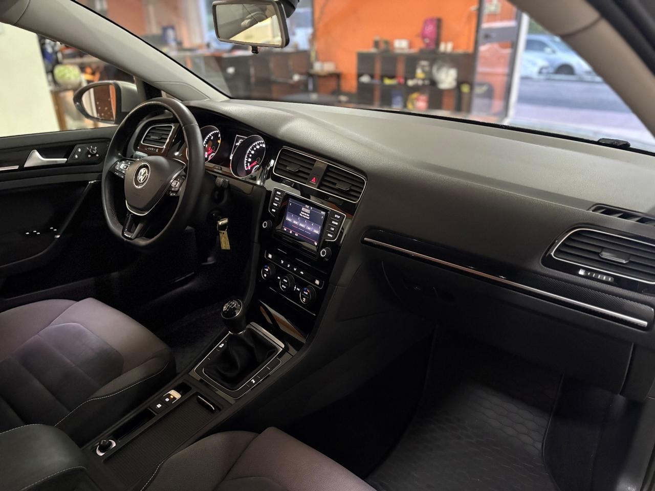 Volkswagen Golf 1.6 TDI 5p. Highline BlueMotion Technology