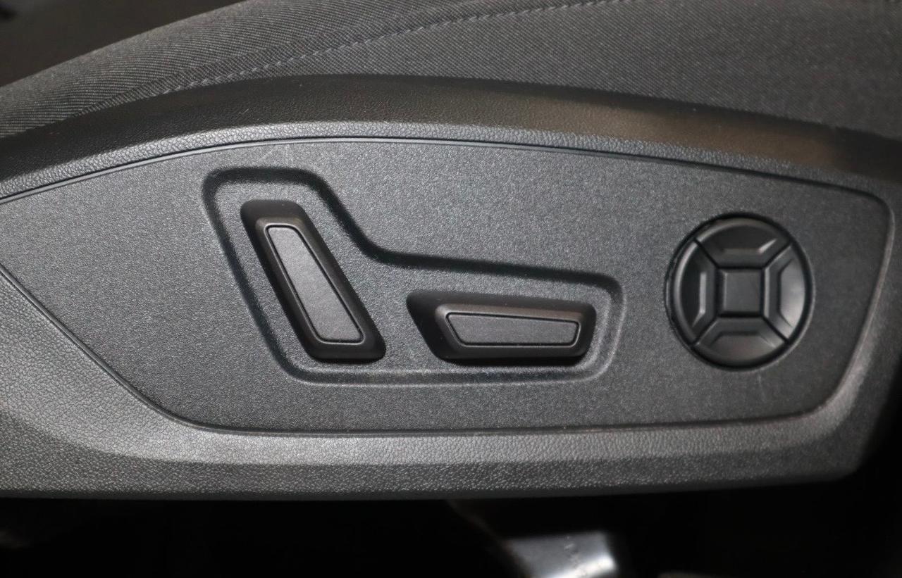 Audi Q3 45 TFSI Sportback S tronic S LINE esterno