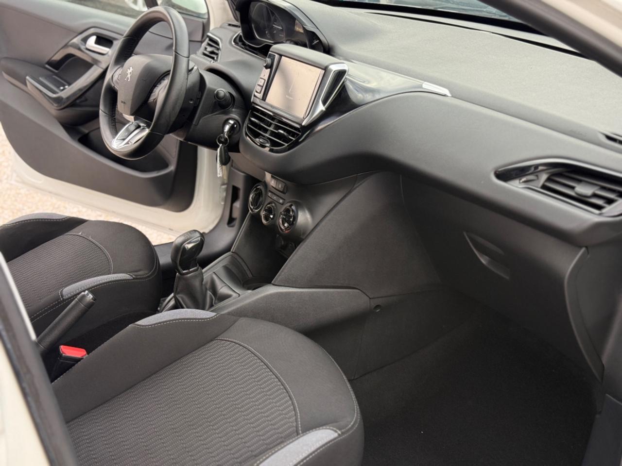 Peugeot 208 PureTech 82 5 porte Active
