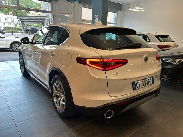 Alfa Romeo Stelvio 2.2 Turbodiesel 190 CV AT8 Q4 Business