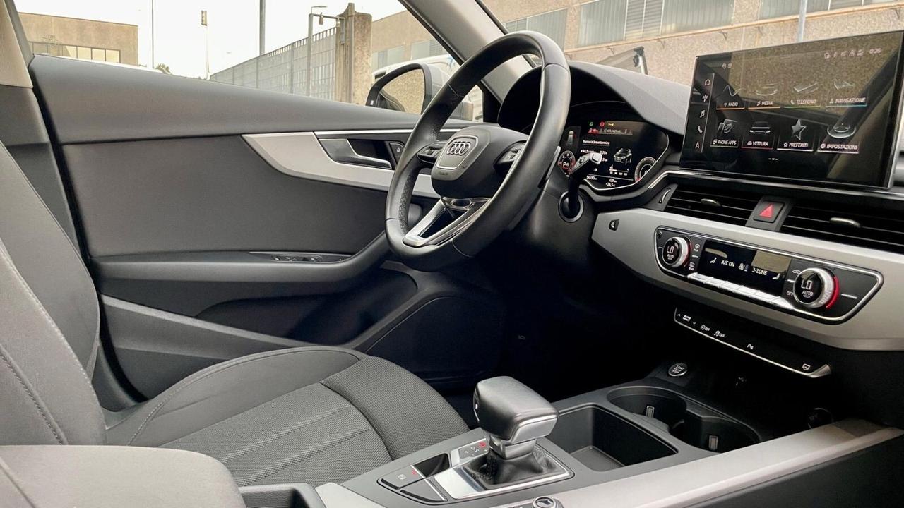 Audi A4 Avant 40 TDI S tronic line edition