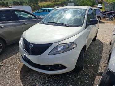 LANCIA YPSILON 1.2 16 V 5P SINISTRATA