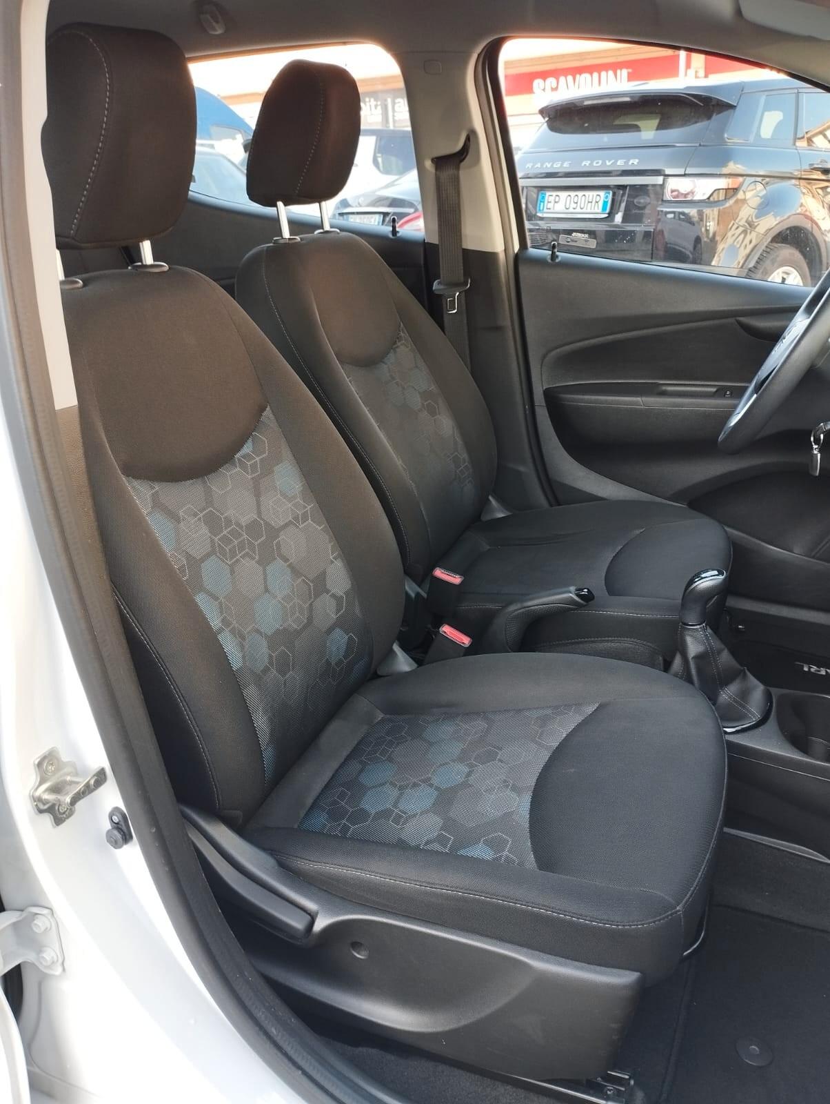 Opel Karl Rocks 1.0 75 CV