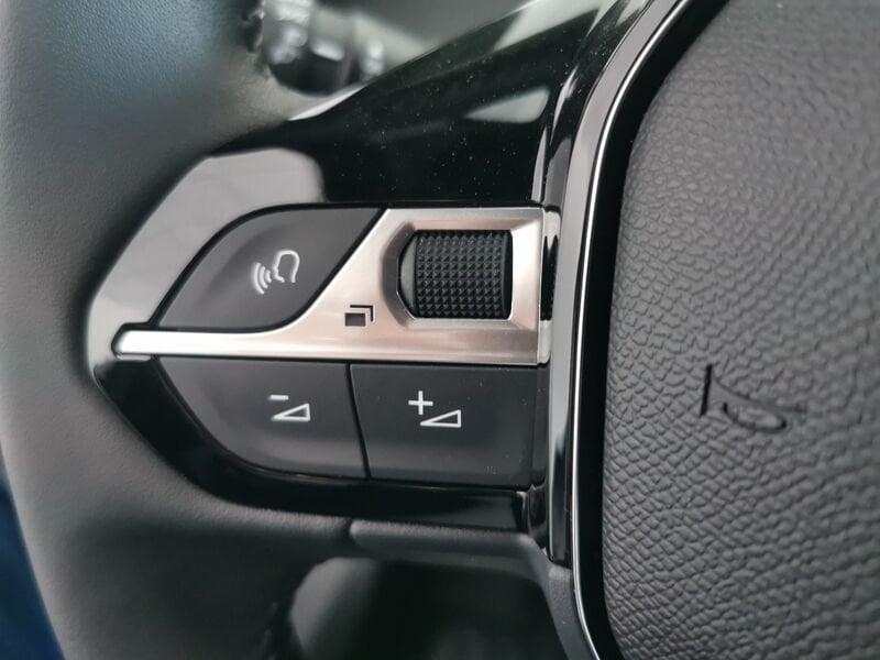 Peugeot 2008 2008 PureTech 100 S&S Allure