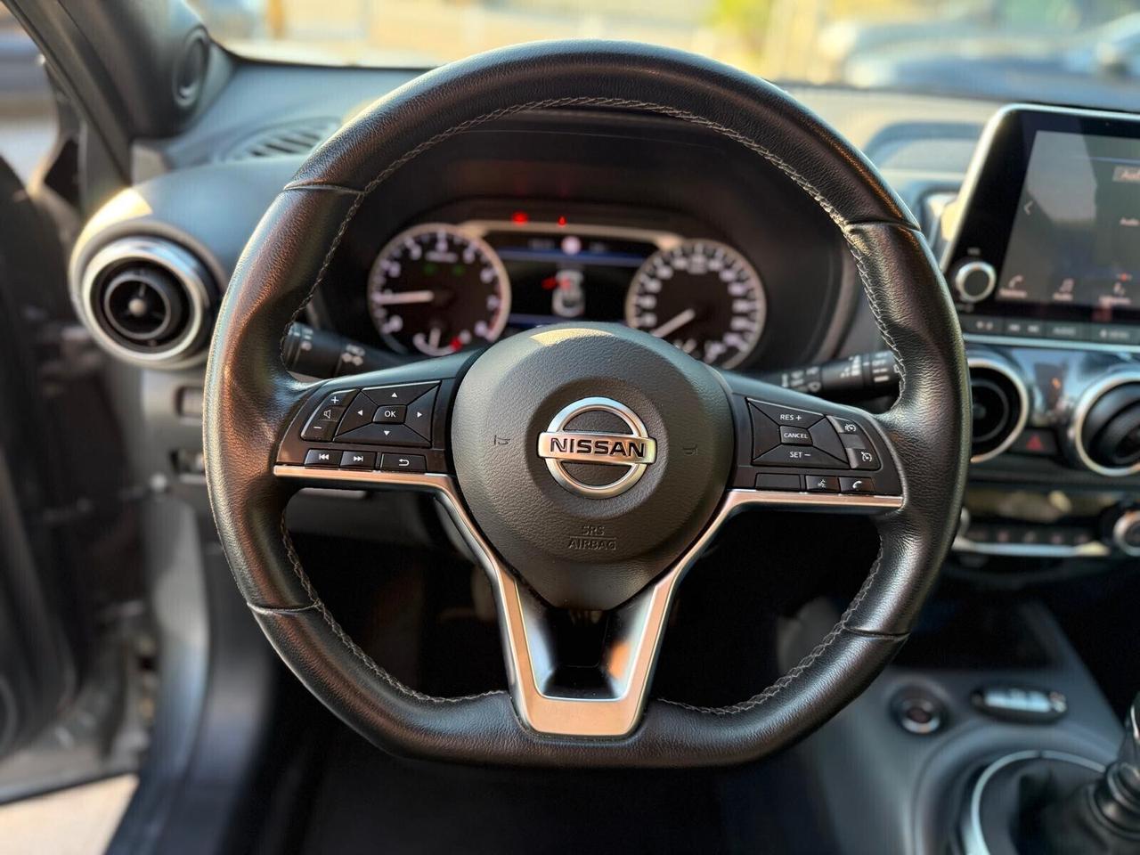 Nissan Juke 1.0 DIG-T 114 CV N-Connecta