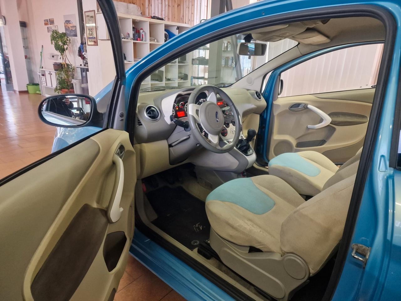 Ford Ka 1.2 8V 69CV Titanium