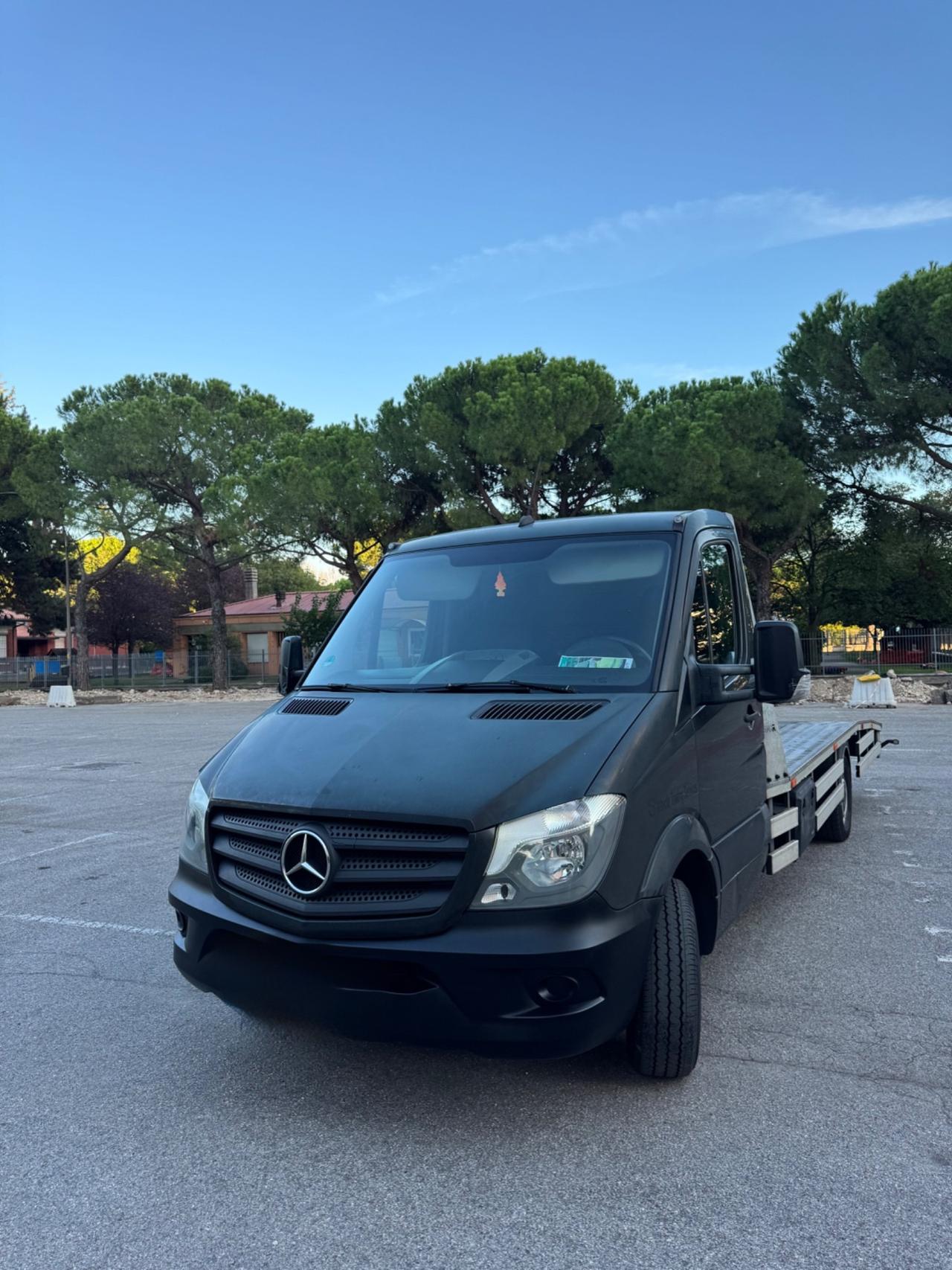 Mercedes Benz