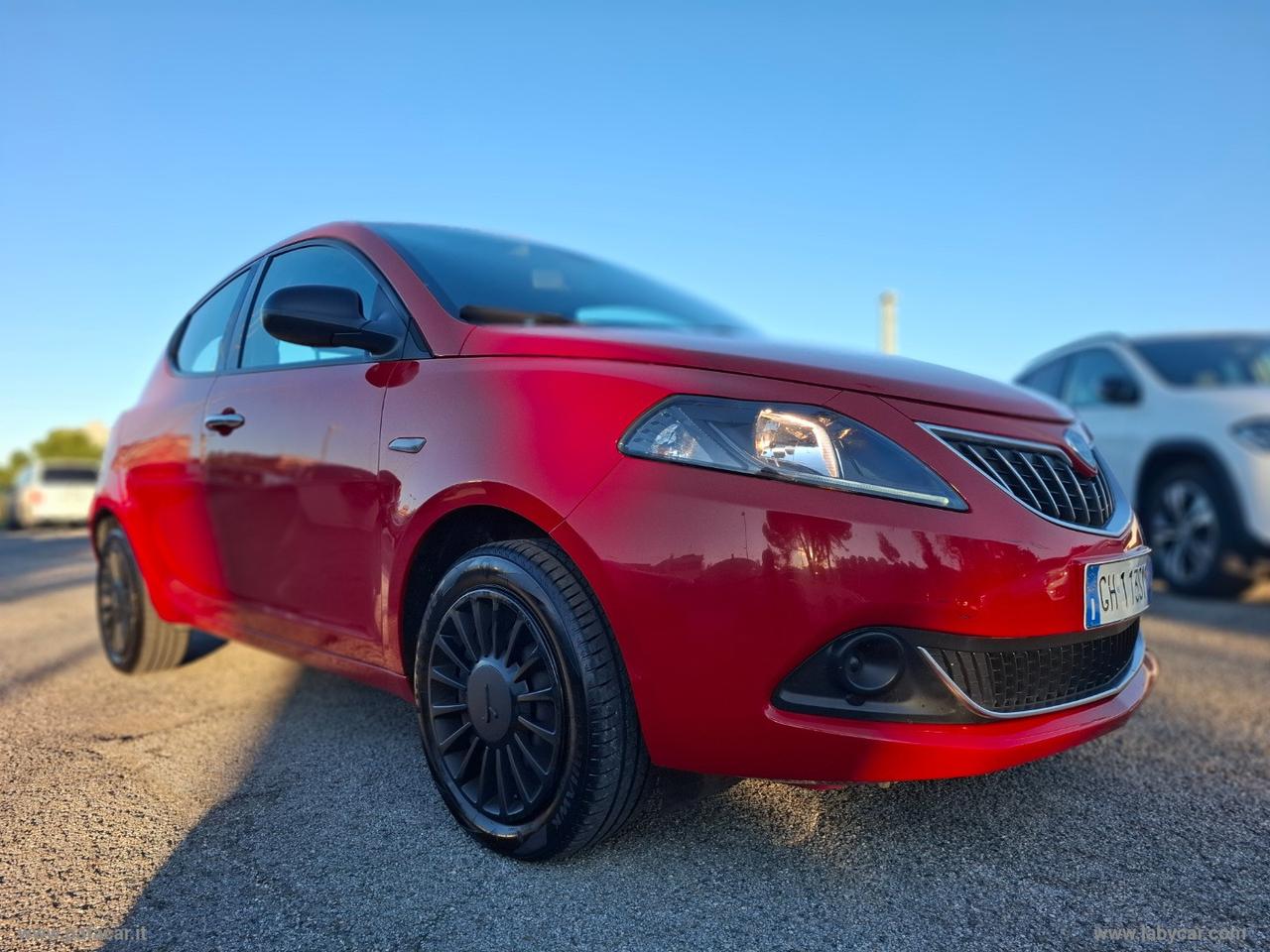 LANCIA Ypsilon 1.0 FireFly 5p.S&S Hybrid Silver