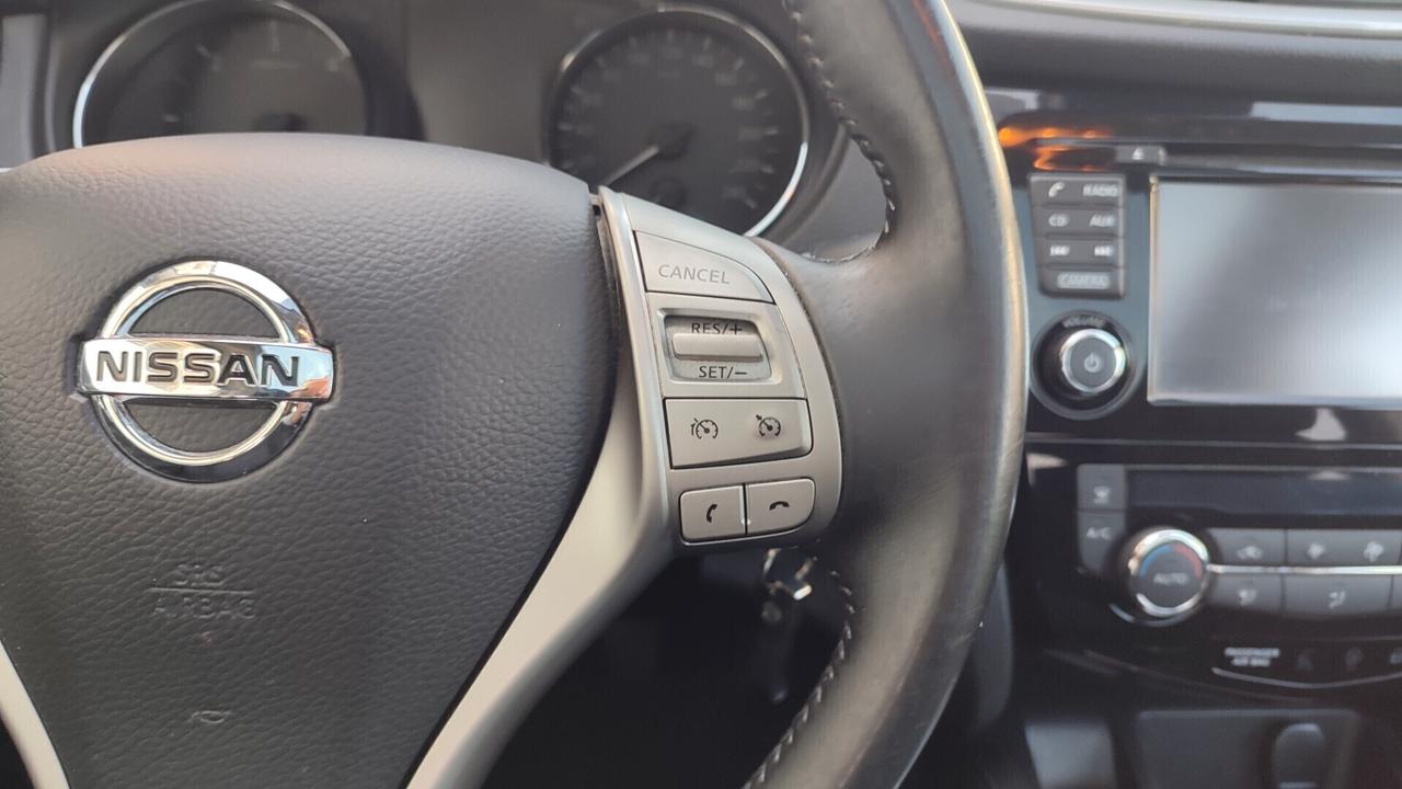 Nissan Qashqai TETTO PANORAMICO