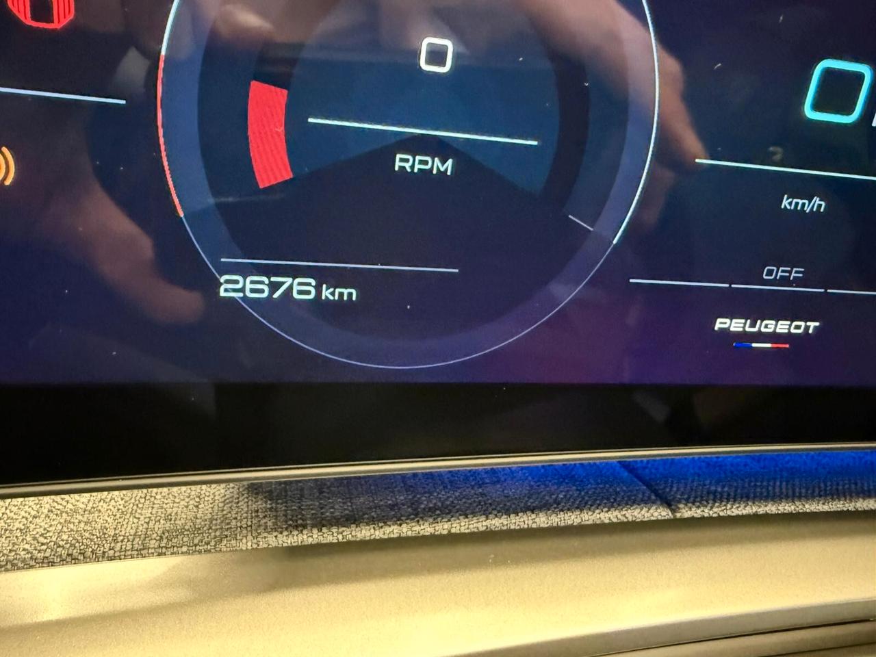 Peugeot 3008 Hybrid 136 e-DCS6 GT