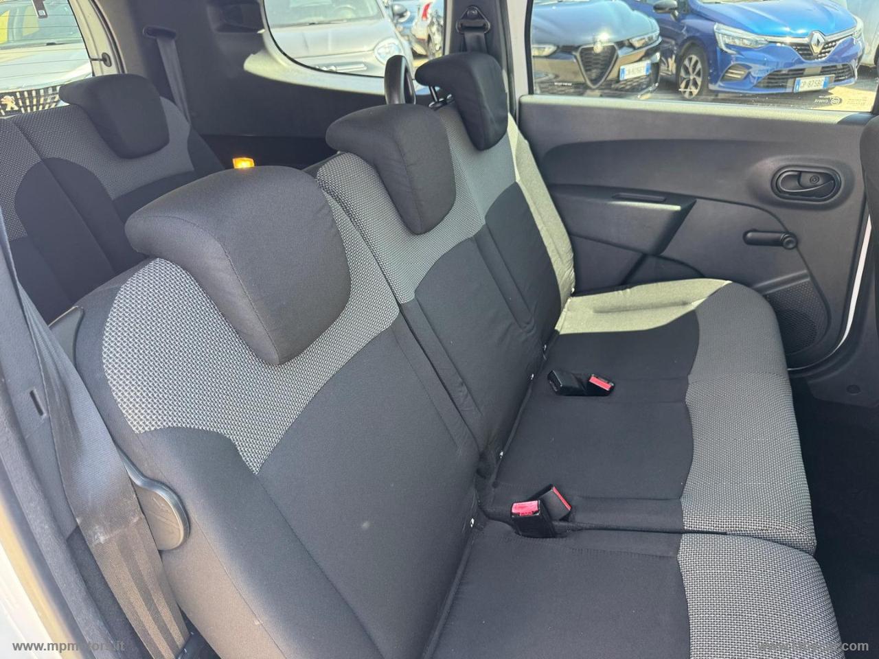 DACIA LODGY AMBIANCE 7 POSTI 1.6 100CV GPL