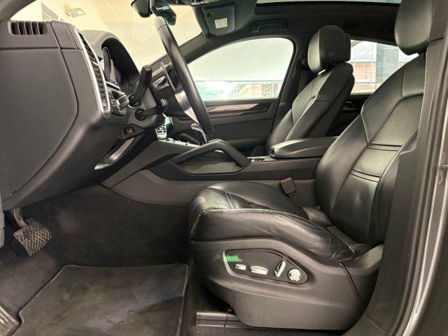 PORSCHE Cayenne Coupé 3.0 V6 E-Hybrid