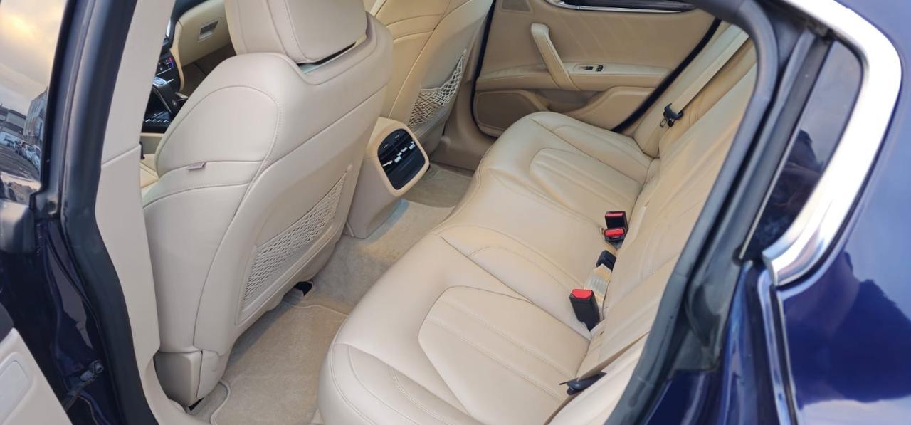 Maserati Ghibli V6 Diesel 275 CV Gransport