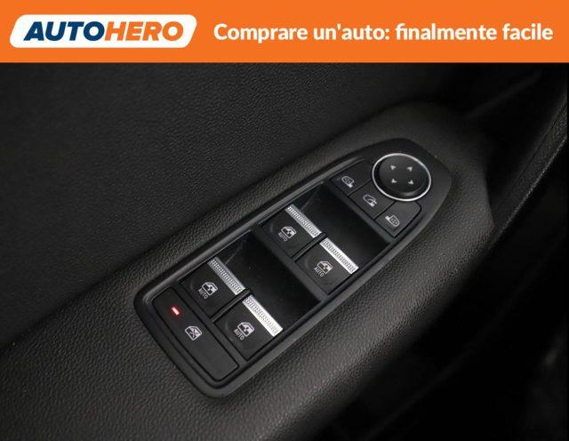 RENAULT Captur Plug-in Hybrid E-Tech 160 CV Intens