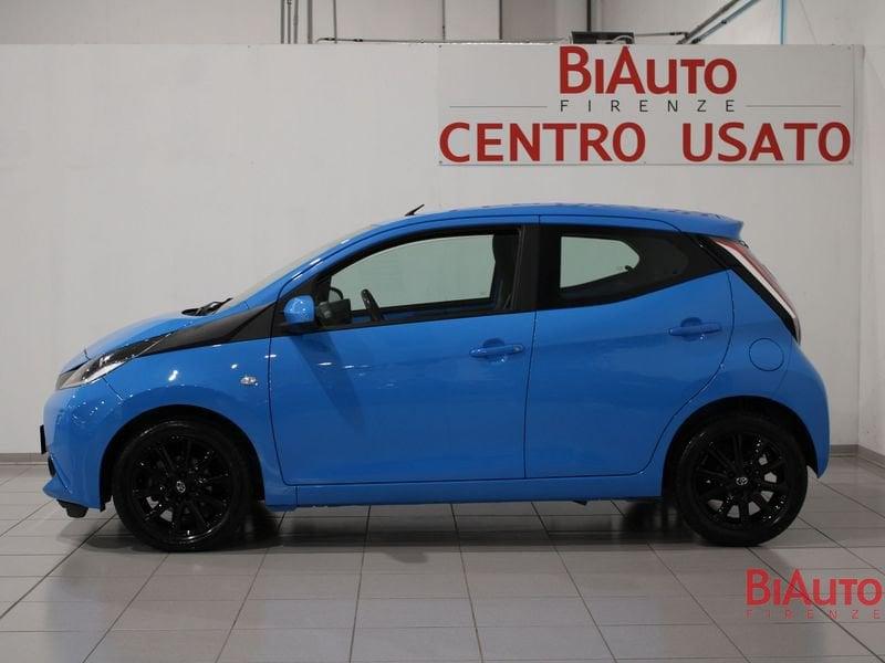 Toyota Aygo Aygo 1.0 VVT-i 69 CV 5 porte x-play TSS