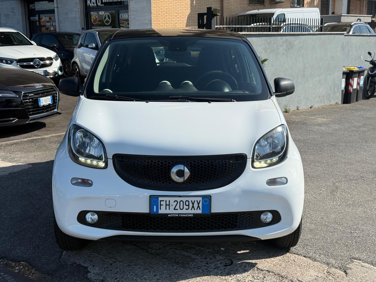 Smart ForFour 70 1.0 twinamic Youngster