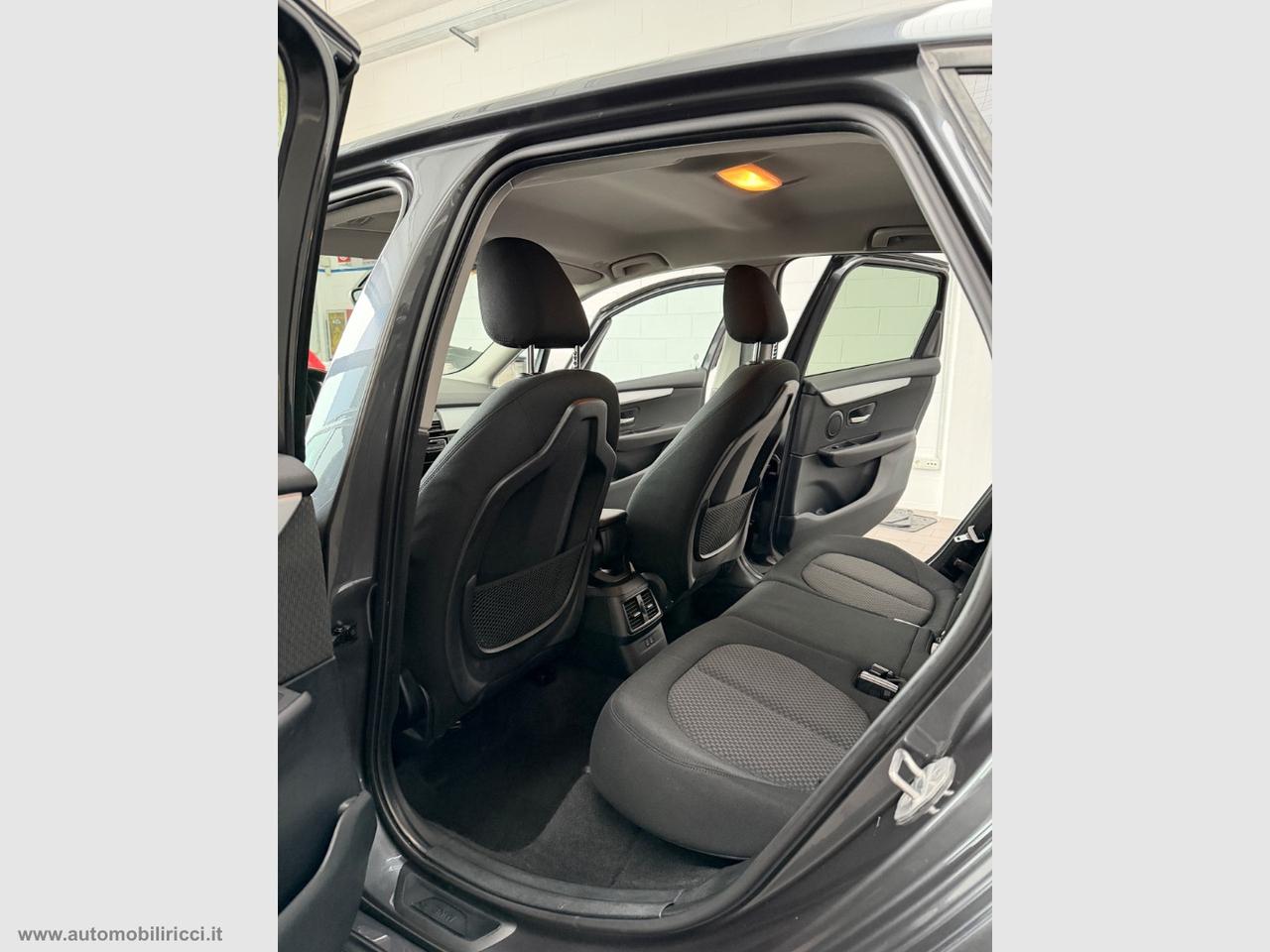 BMW 216d Active Tourer Advantage
