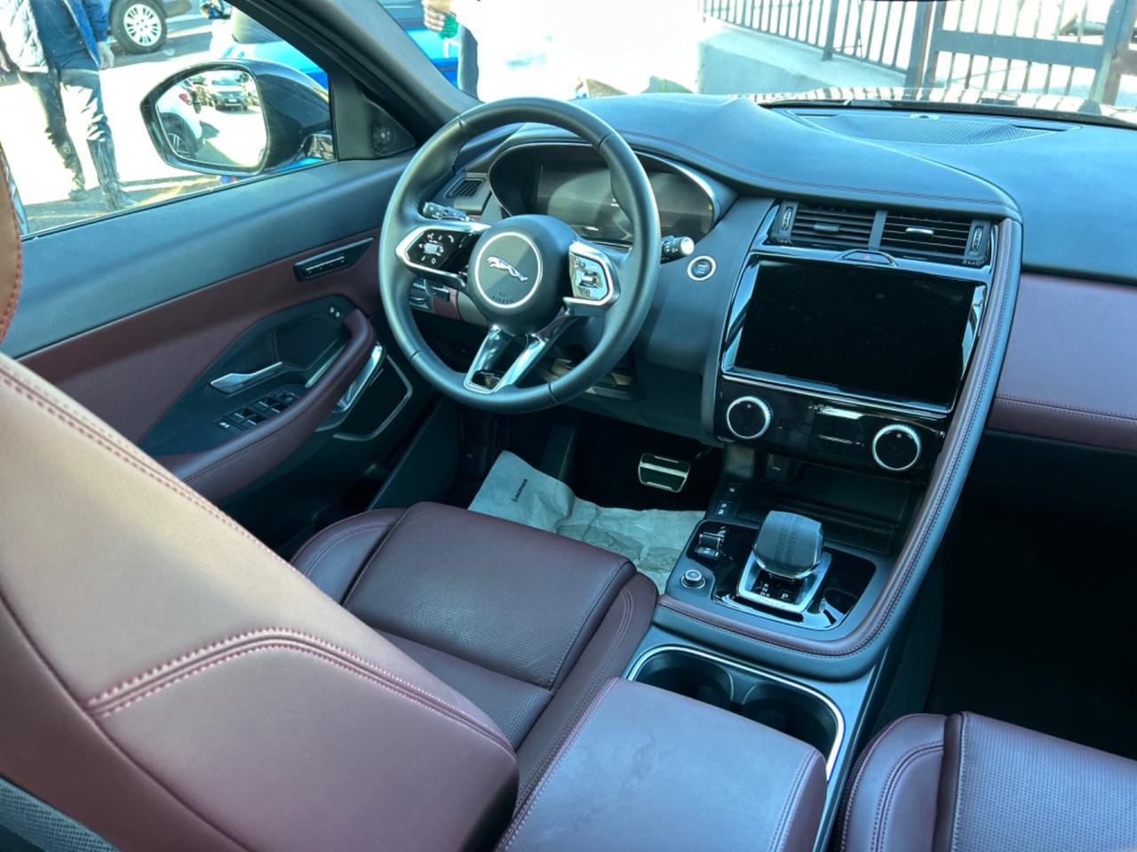 Jaguar E-Pace 2.0D I4 163 CV AWD Auto R-Dynamic HSE