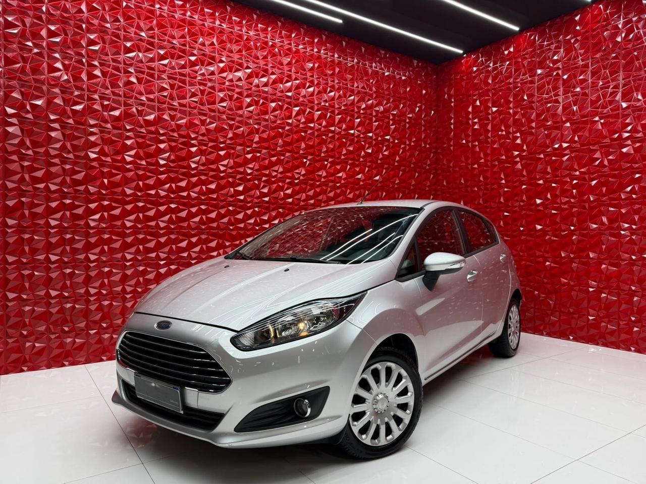 Ford Fiesta 1.4 5 porte Bz.- GPL Black & White Edition OK NEOPATENTATI