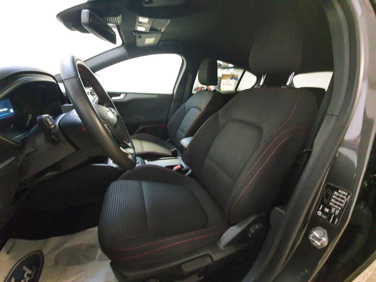 FORD Focus 4ª serie - Focus 1.0 EcoBoost Hybrid 125 CV 5p. ST-Line Design