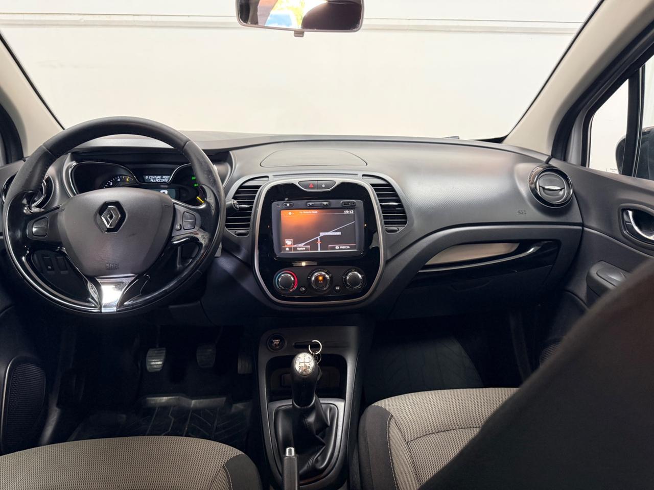 Renault Captur 1.5 dCi 8V 90 CV Energy Iconic Neopatentati 12/2015 Euro 6B