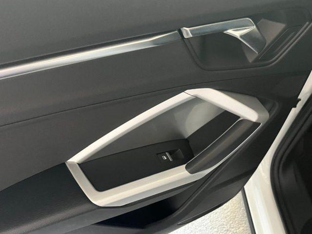 AUDI Q3 SPB 35 TDI