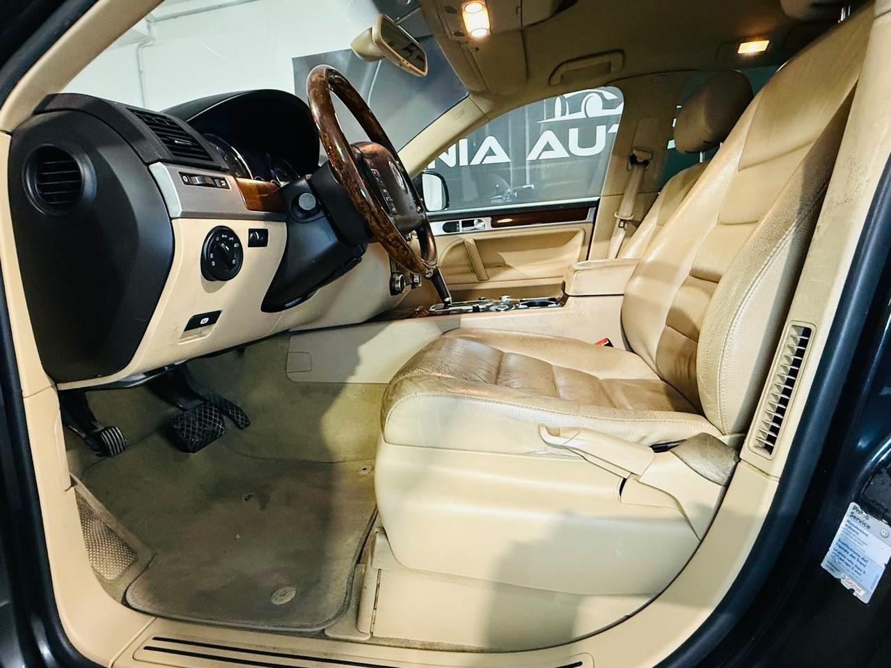 Volkswagen Touareg 2.5/175 CV TDI DPF tip. Executive