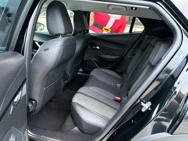 PEUGEOT 2008 BlueHDi 110 S&S Allure