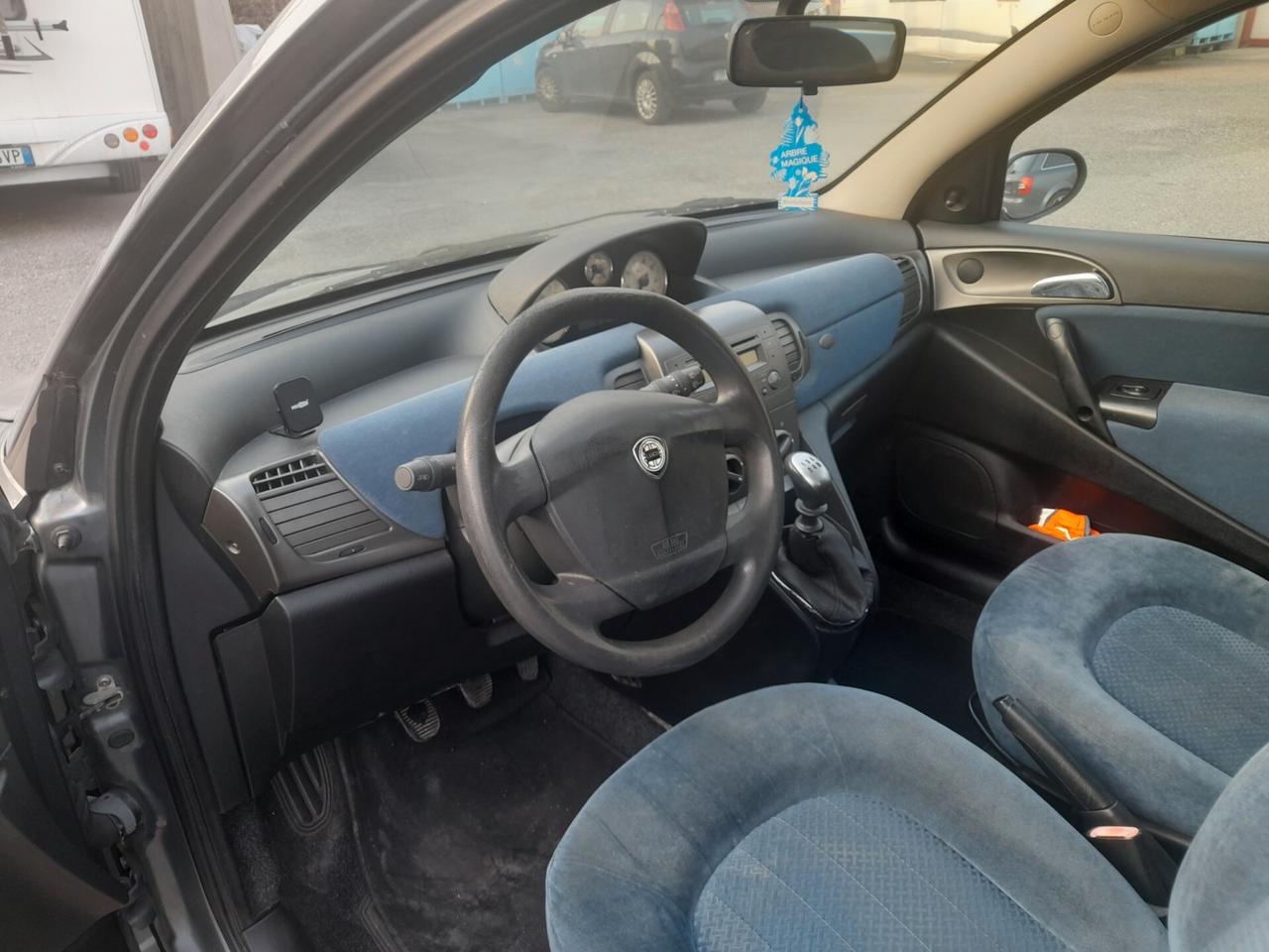 Lancia Ypsilon 1.2 Argento