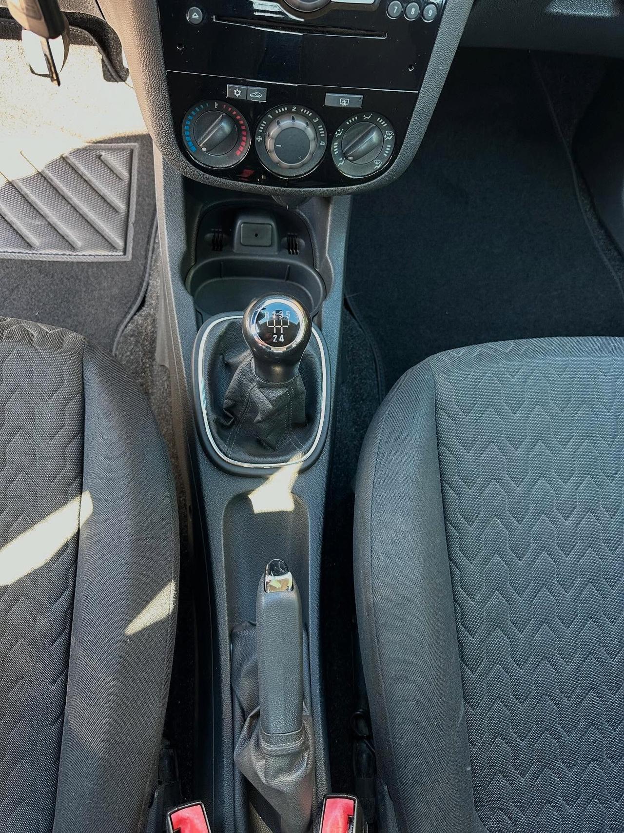 Opel Corsa 1.2 85CV 5 porte GPL-TECH Edition