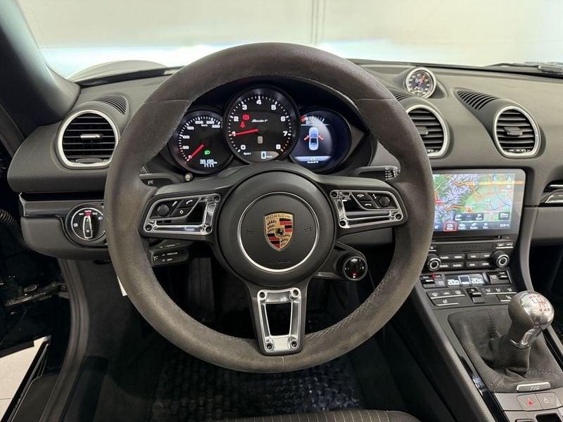 Porsche 718 Boxster 2.0 T