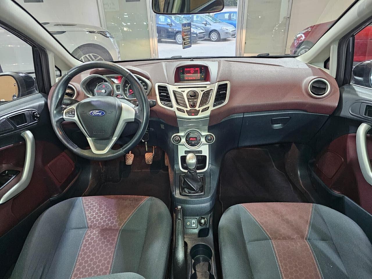 Ford Fiesta 1.6 TDCi 95 CV 5p. Titanium