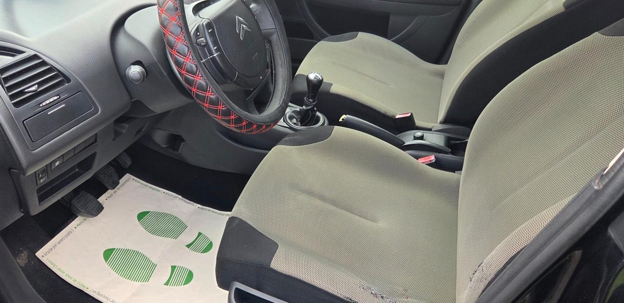 Citroen C4 1.6 HDi 90CV 5 porte