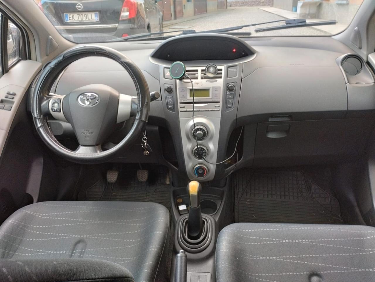 Toyota Yaris 1.4 D-4D 5 porte Sol