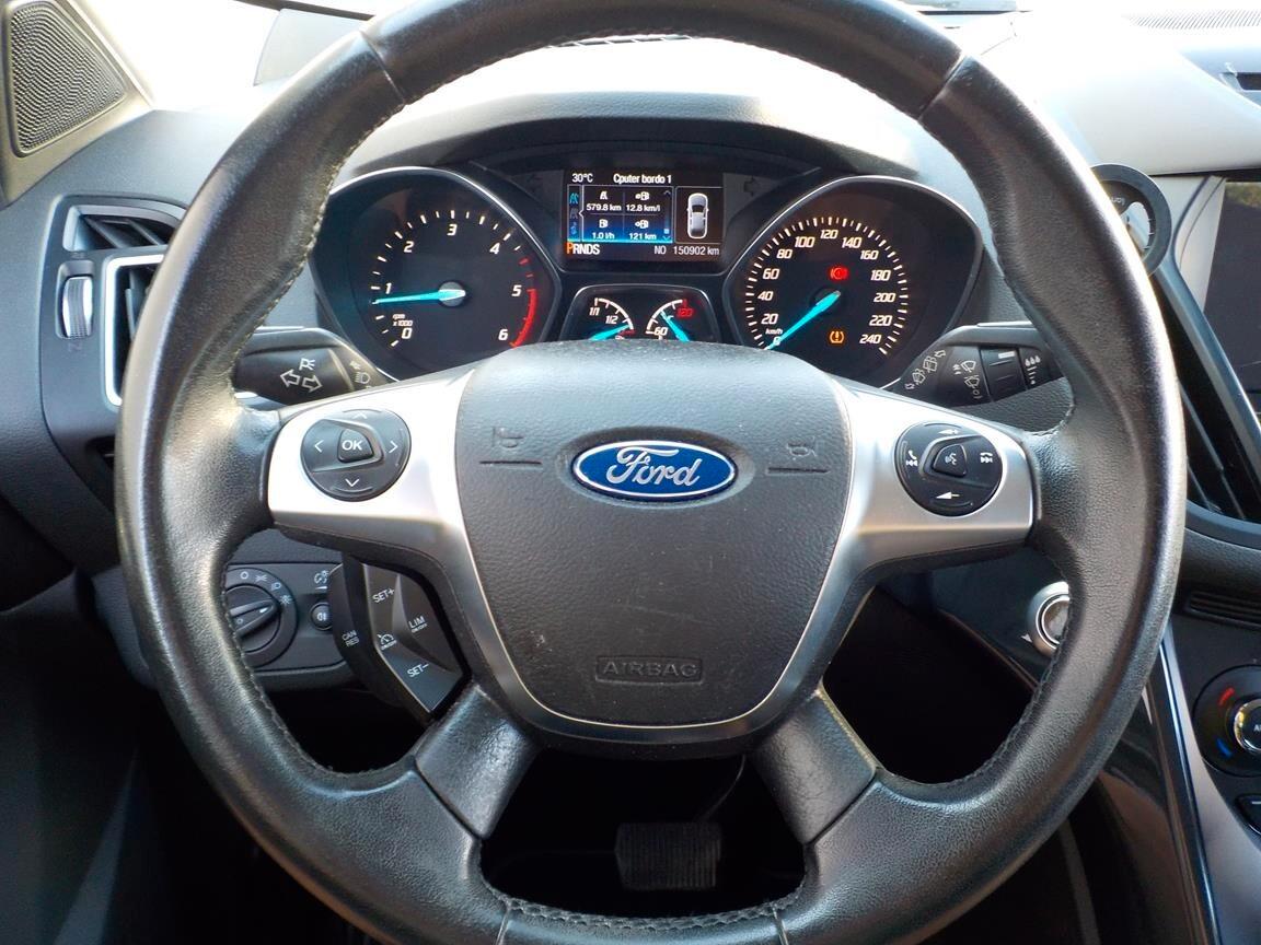 Ford Kuga 2.0 TDCI 150 CV S&S 4WD Powershift Titanium